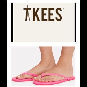🆕 TKEES Pink Leather flip flops 🆕